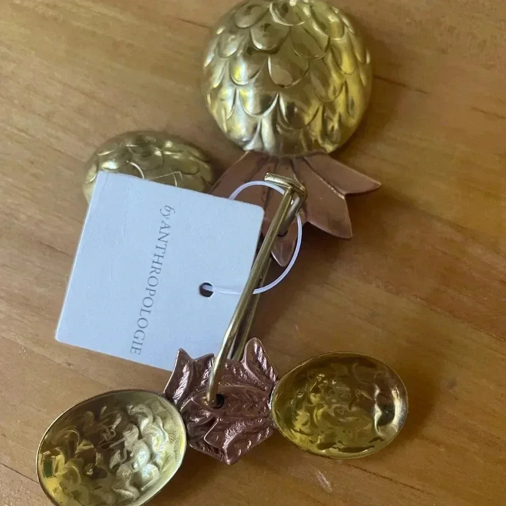 NWT Anthropologie Brass Pineapple Measuring Spoons
